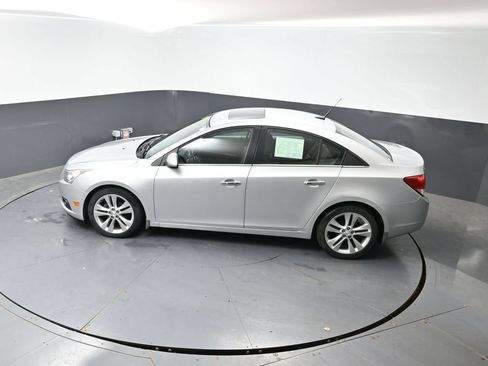 Used 2013 Chevrolet Cruze LTZ FWD image 46