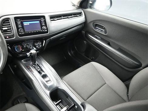 Certified 2021 Honda HR-V LX image 13