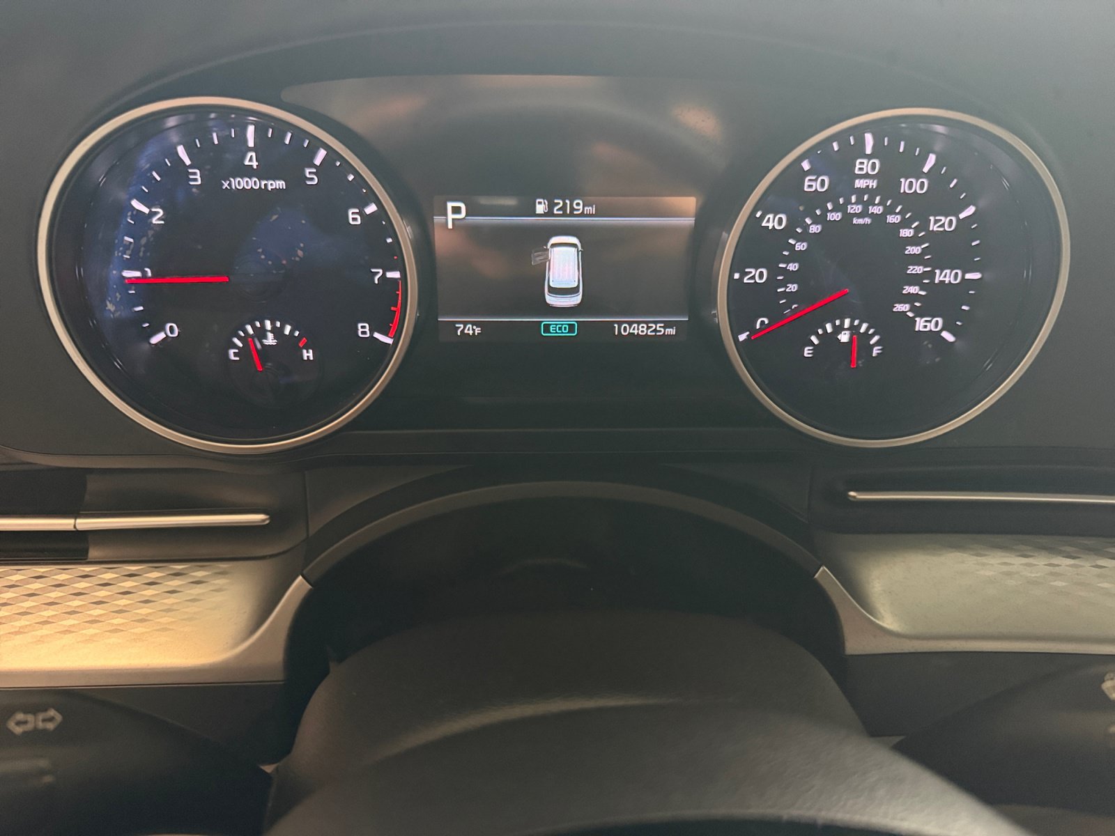Used 2023 Kia Carnival LX FWD image 16