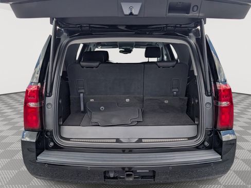 Used 2020 Chevrolet Tahoe LT w/ LT Midnight Edition AWD/4WD image 14