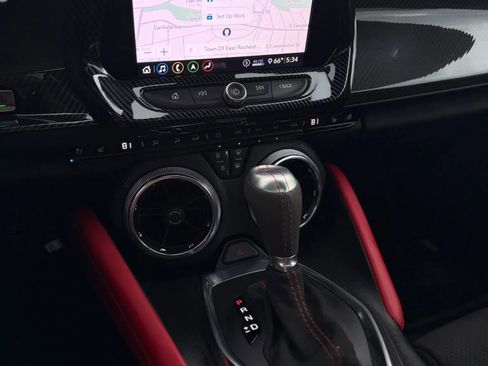 Used 2020 Chevrolet Camaro ZL1 RWD image 30