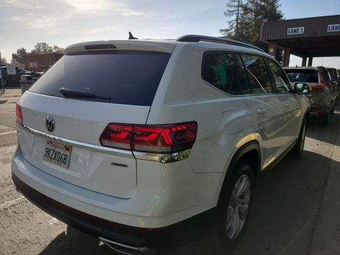 Used 2021 Volkswagen Atlas SE w/ Panoramic Sunroof Package image 4