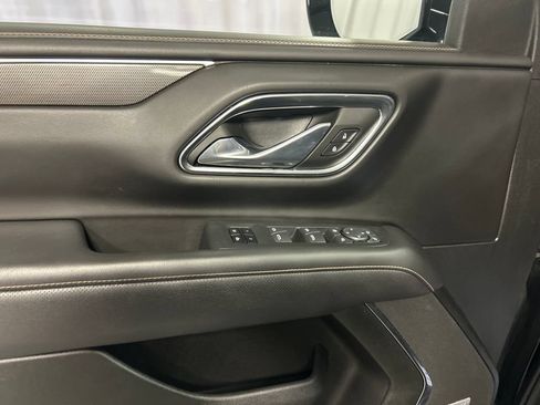 Used 2023 GMC Yukon AT4 AWD/4WD image 14