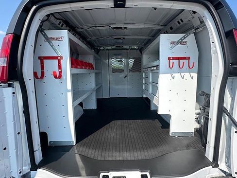 New 2025 GMC Savana 2500 w/ Enhanced Convenience Package image 9