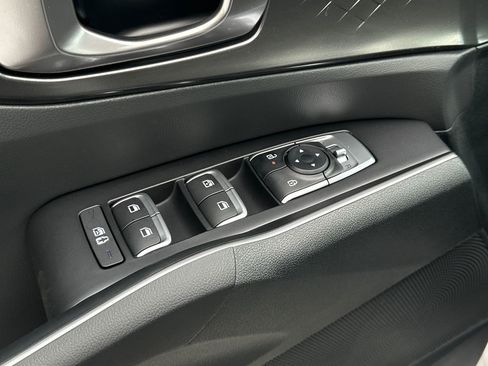 New 2026 Kia Sorento S FWD image 17