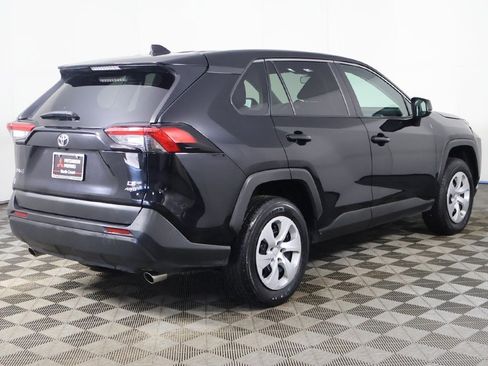 Used 2024 Toyota RAV4 LE image 7