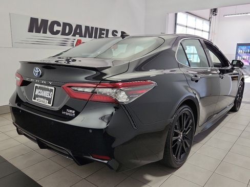Used 2024 Toyota Camry XSE w/ Navigation Package image 4
