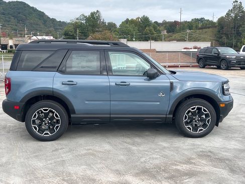 New 2025 Ford Bronco Sport Outer Banks w/ Outer Banks Tech Package+ image 2