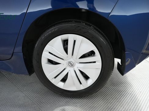 Used 2025 Nissan Leaf S FWD image 21