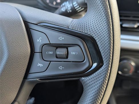 Used 2026 Chevrolet Trax LS w/ LS Convenience Package image 20