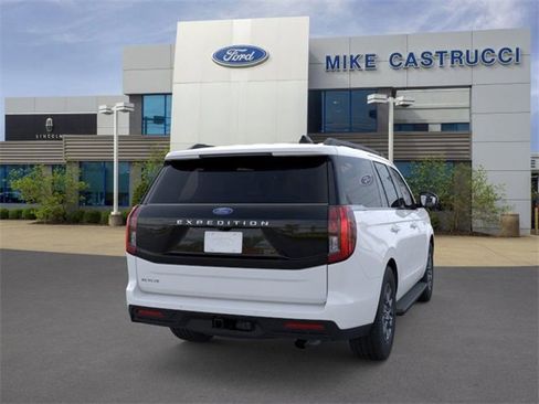 New 2025 Ford Expedition Active image 8