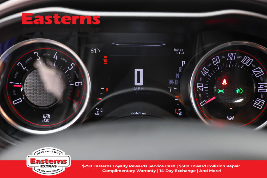 Used 2022 Dodge Challenger SXT w/ Plus Package RWD image 19
