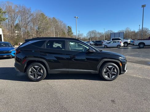 Used 2025 Hyundai Tucson SEL image 2