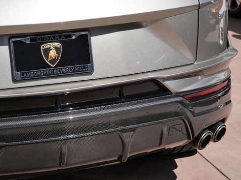 Used 2023 Lamborghini Urus Performante AWD/4WD image 20