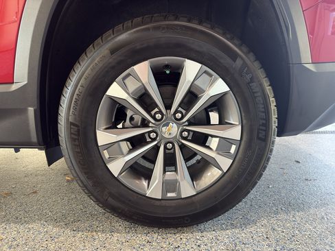 New 2026 Chevrolet Equinox LT w/ Convenience Package II image 31