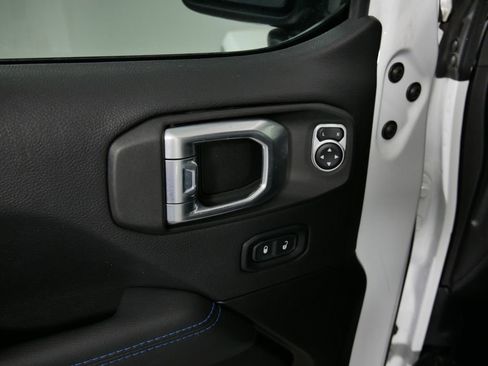 Used 2022 Jeep Wrangler Unlimited Rubicon 4xe w/ Steel Bumper Group AWD/4WD image 22