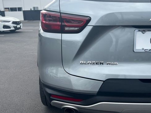 Used 2023 Chevrolet Blazer LT w/ LPO, Black Grille Bar Package image 11