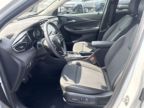 Used 2023 Buick Encore GX Preferred w/ Cold Weather Comfort Package FWD image 18