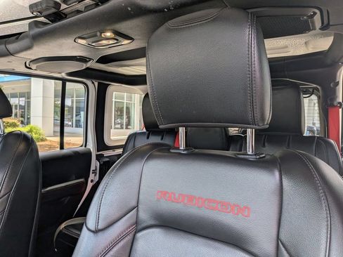 Used 2020 Jeep Wrangler Unlimited Rubicon w/ Quick Order Package 28Y Recon AWD/4WD image 15