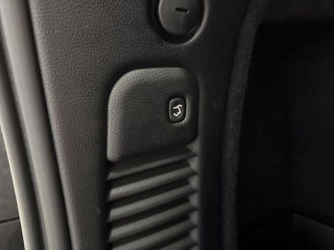 Used 2025 Dodge Durango R/T image 17