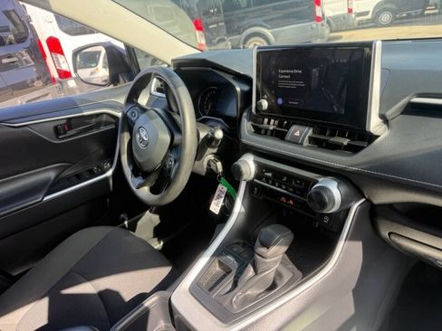Used 2025 Toyota RAV4 LE FWD image 10