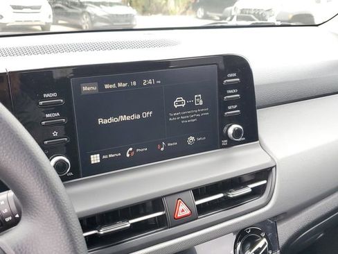 New 2026 Kia Seltos LX FWD image 18