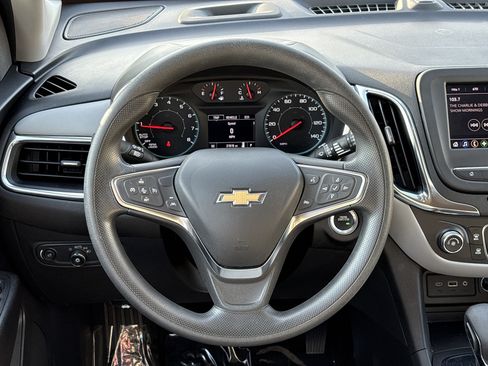 Used 2024 Chevrolet Equinox LS FWD image 21