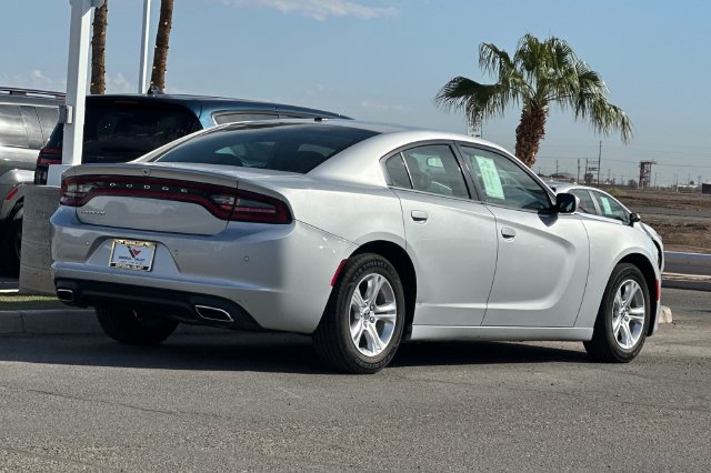 Certified 2022 Dodge Charger SXT RWD image 3