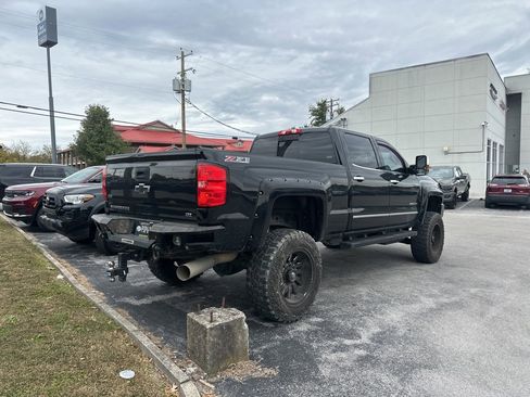 Used 2017 Chevrolet Silverado 2500 LTZ w/ Duramax Plus Package image 5