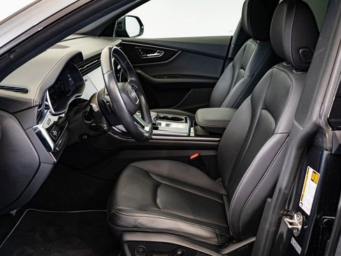 Used 2021 Audi Q8 Prestige image 20