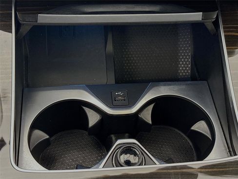 Used 2023 BMW X7 xDrive40i image 28