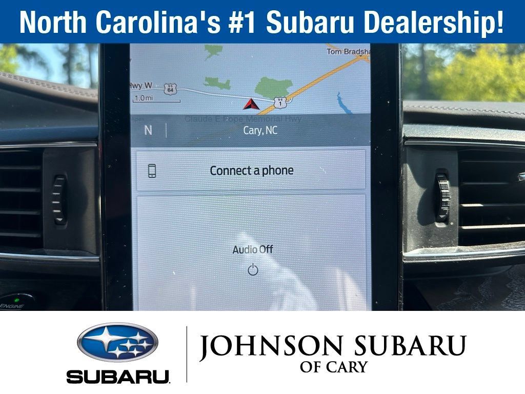 Used 2020 Ford Explorer Platinum w/ Premium Technology Package AWD/4WD image 11