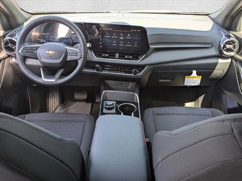 New 2026 Chevrolet Equinox LT FWD image 15