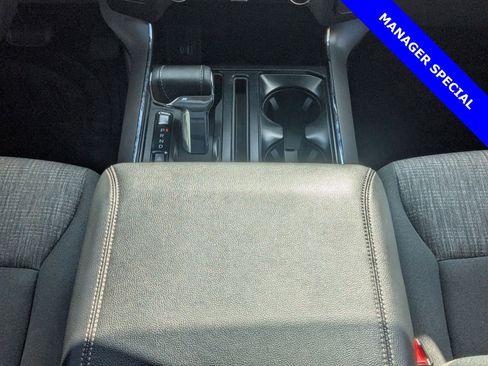 Used 2023 Ford F150 Lightning XLT image 19