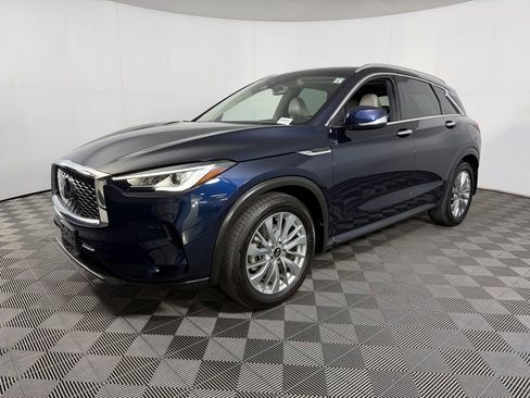 Used 2025 INFINITI QX50 Luxe AWD/4WD image 2