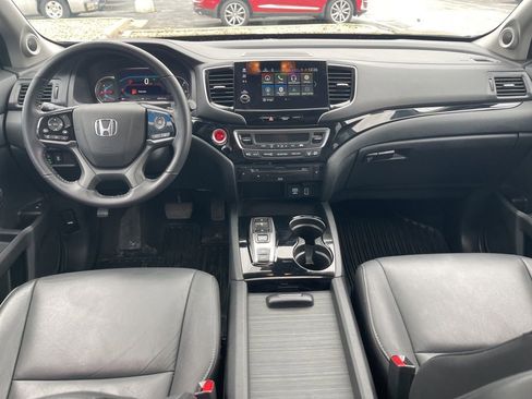 Used 2022 Honda Pilot Touring image 17