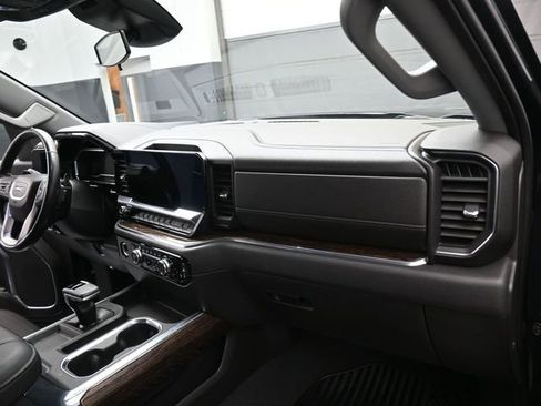 Used 2023 GMC Sierra 1500 Elevation w/ X31 Off-Road Package image 6
