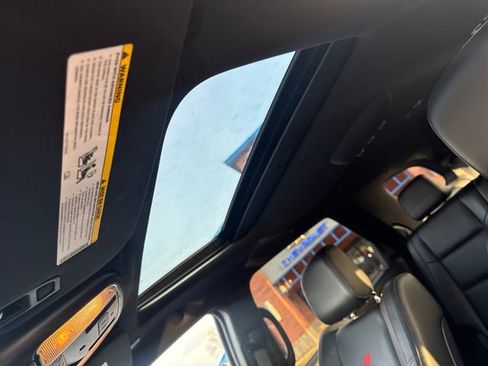 Used 2025 Dodge Durango GT image 5