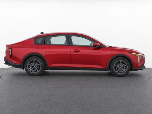 Used 2025 Kia K4 FWD image 8