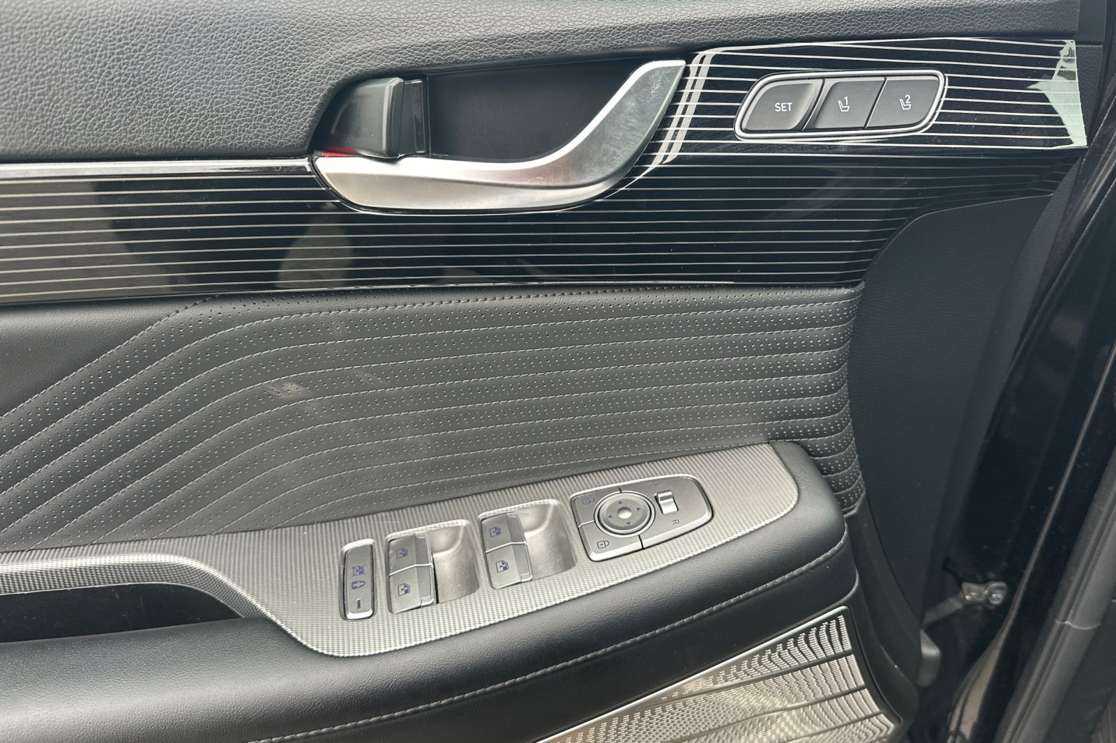 Used 2024 Hyundai Palisade Calligraphy AWD/4WD image 11