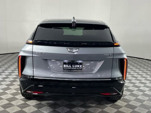 Used 2024 Cadillac Lyriq Tech w/ Driver Assist Package image 8