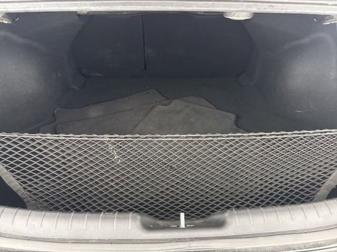 Used 2022 Hyundai Elantra Limited w/ Cargo Package image 31