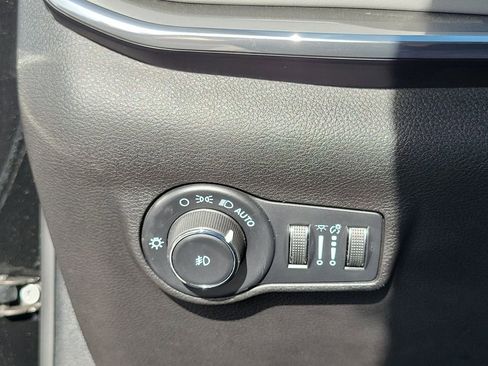 Used 2023 Jeep Compass Limited w/ Elite Group image 14