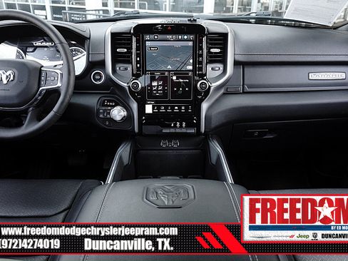 Used 2025 RAM 1500 Laramie AWD/4WD image 19