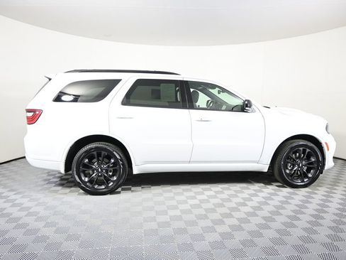Used 2025 Dodge Durango GT AWD/4WD image 7