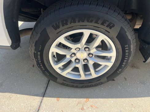 Used 2020 Chevrolet Silverado 1500 LT RWD image 26