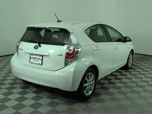 Used 2013 Toyota Prius C Three FWD image 3