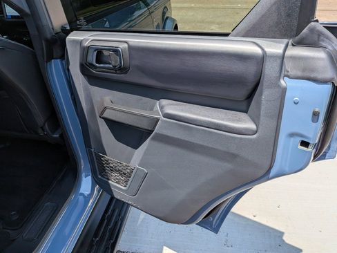 Used 2025 Ford Bronco Outer Banks AWD/4WD image 29