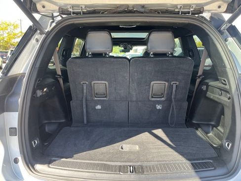 Used 2024 Jeep Grand Cherokee L Limited w/ Luxury Tech Group II image 30