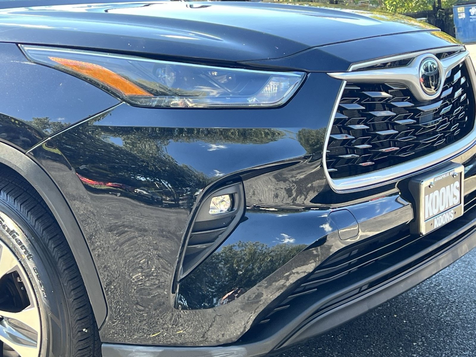 Used 2022 Toyota Highlander XLE AWD/4WD image 38